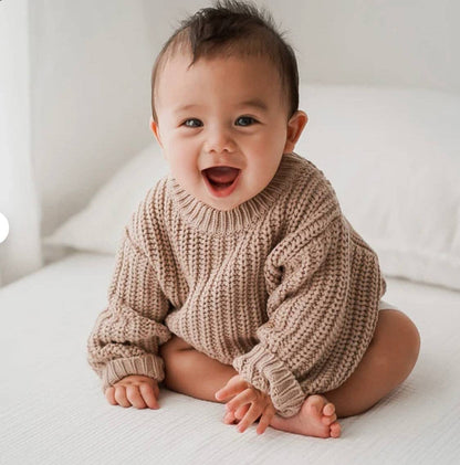 Chunky Knit Sweater Pastels: Milk white