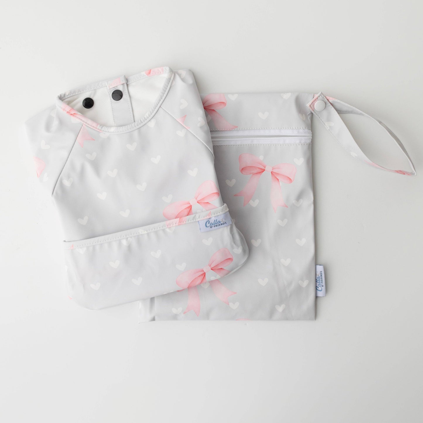 The Grayson Long Sleeve Bib - Sweetheart Bows: 6-36M