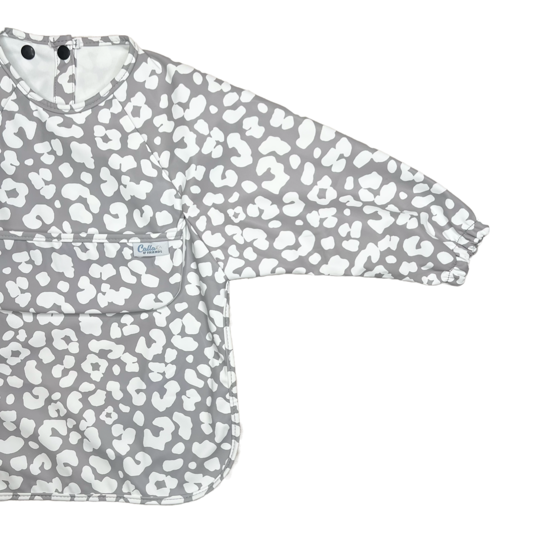 The Grayson Long Sleeve Bib - Leopard: Petal Pink / 6-36M
