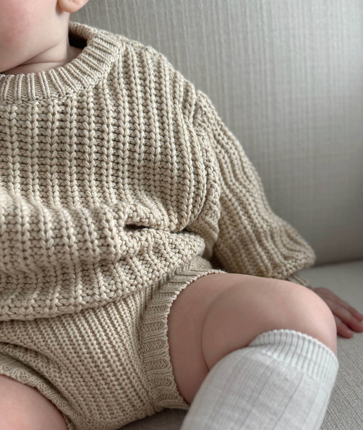 Chunky Knit Sweater Pastels: Milk white