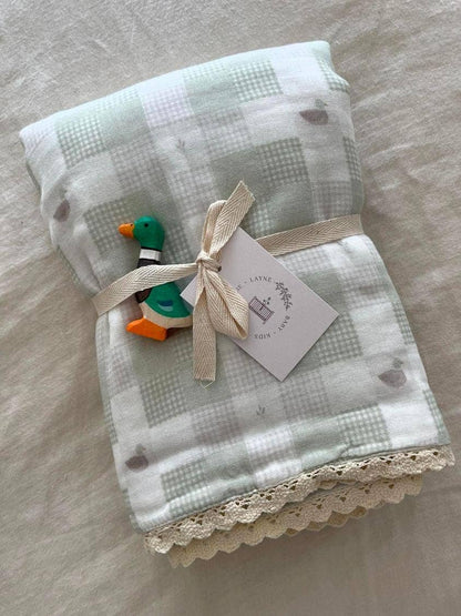 Little Mallard Duck QUILTED 6 Layer Gauze Blanket: Lace