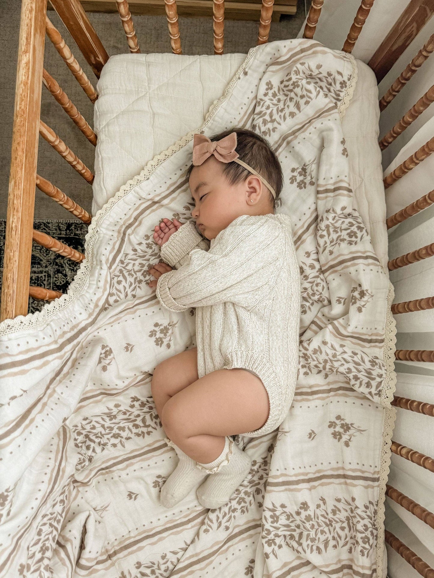 Lettie Floral QUILTED 6 Layer Gauze Blanket: Lace