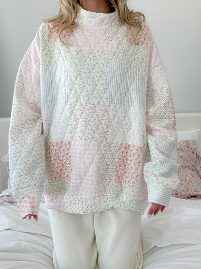 Quilted Pastel Mockneck Sweatshirt: Pastel