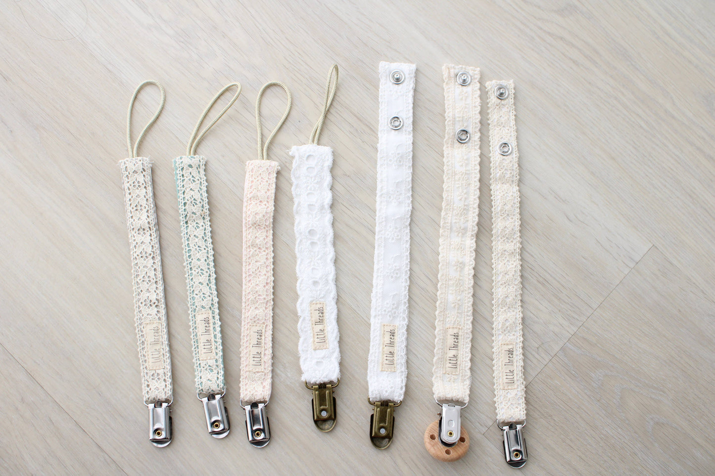 Crotchet Ribbon Collection Pacifier Clip: Pink