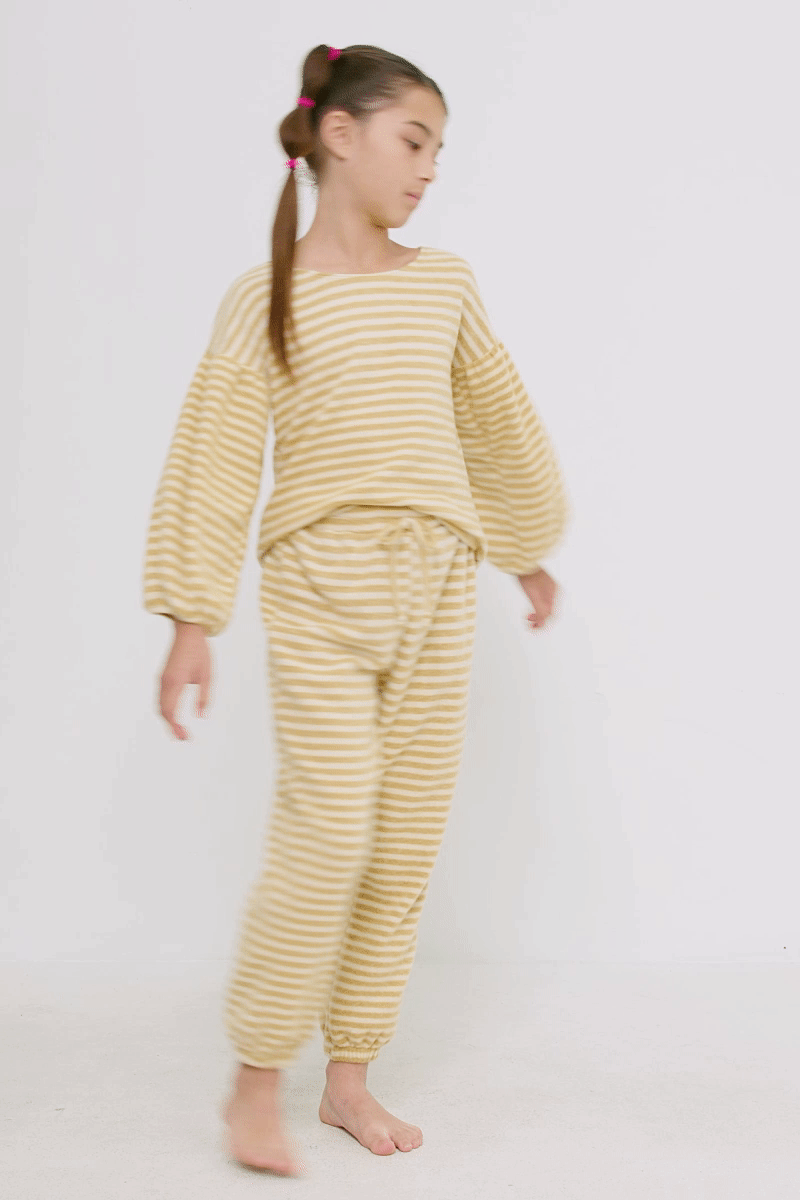 Girls Brushed Stripe Puff Sleeve Knit Top : Olive