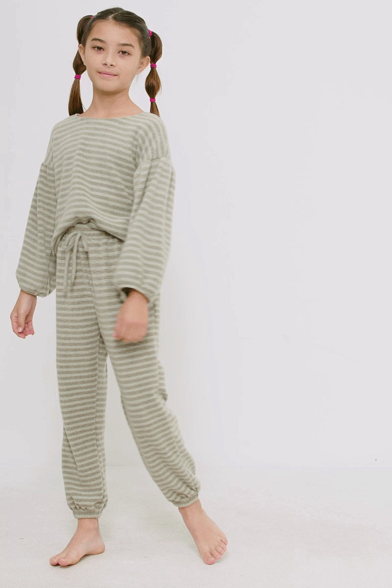 Girls Brushed Stripe Puff Sleeve Knit Top : Olive