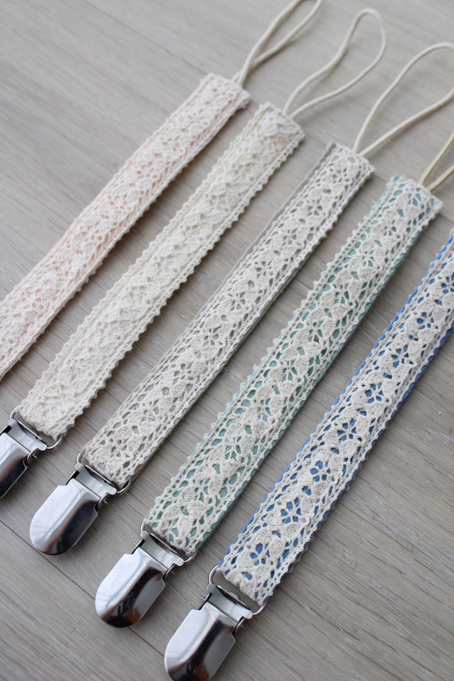 Crotchet Ribbon Collection Pacifier Clip: Taupe