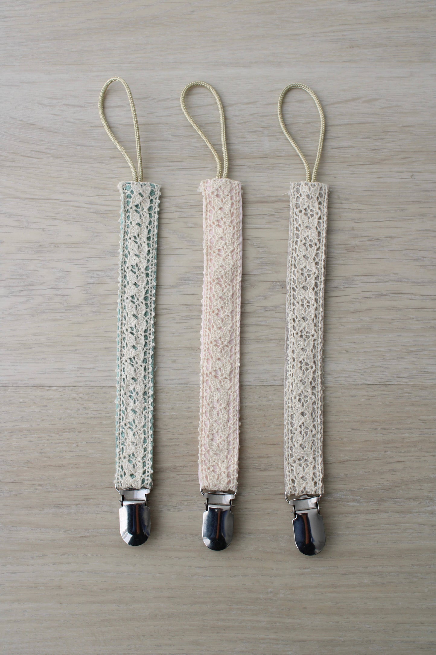 Crotchet Ribbon Collection Pacifier Clip: Taupe