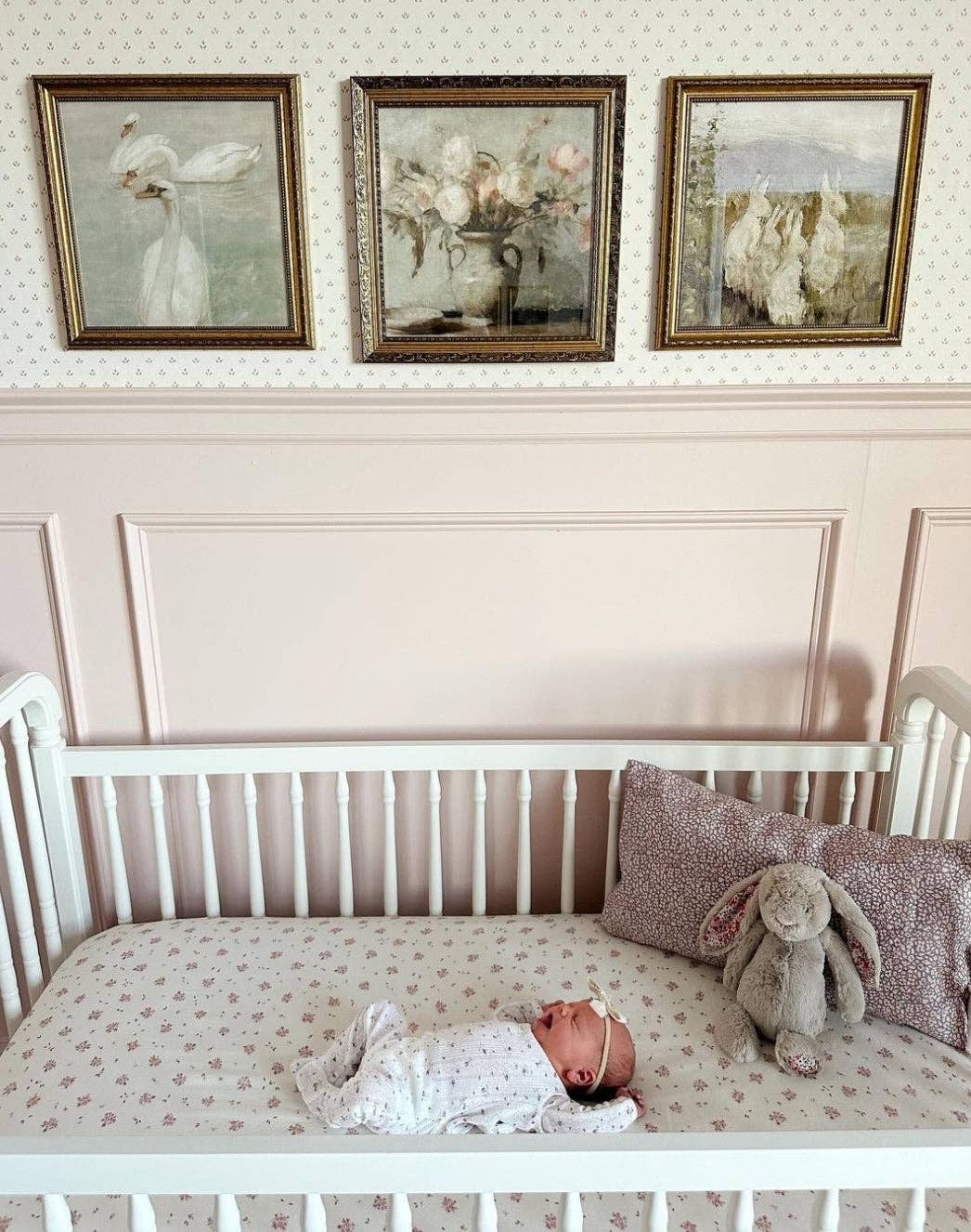 Evie Floral Muslin Crib Sheet
