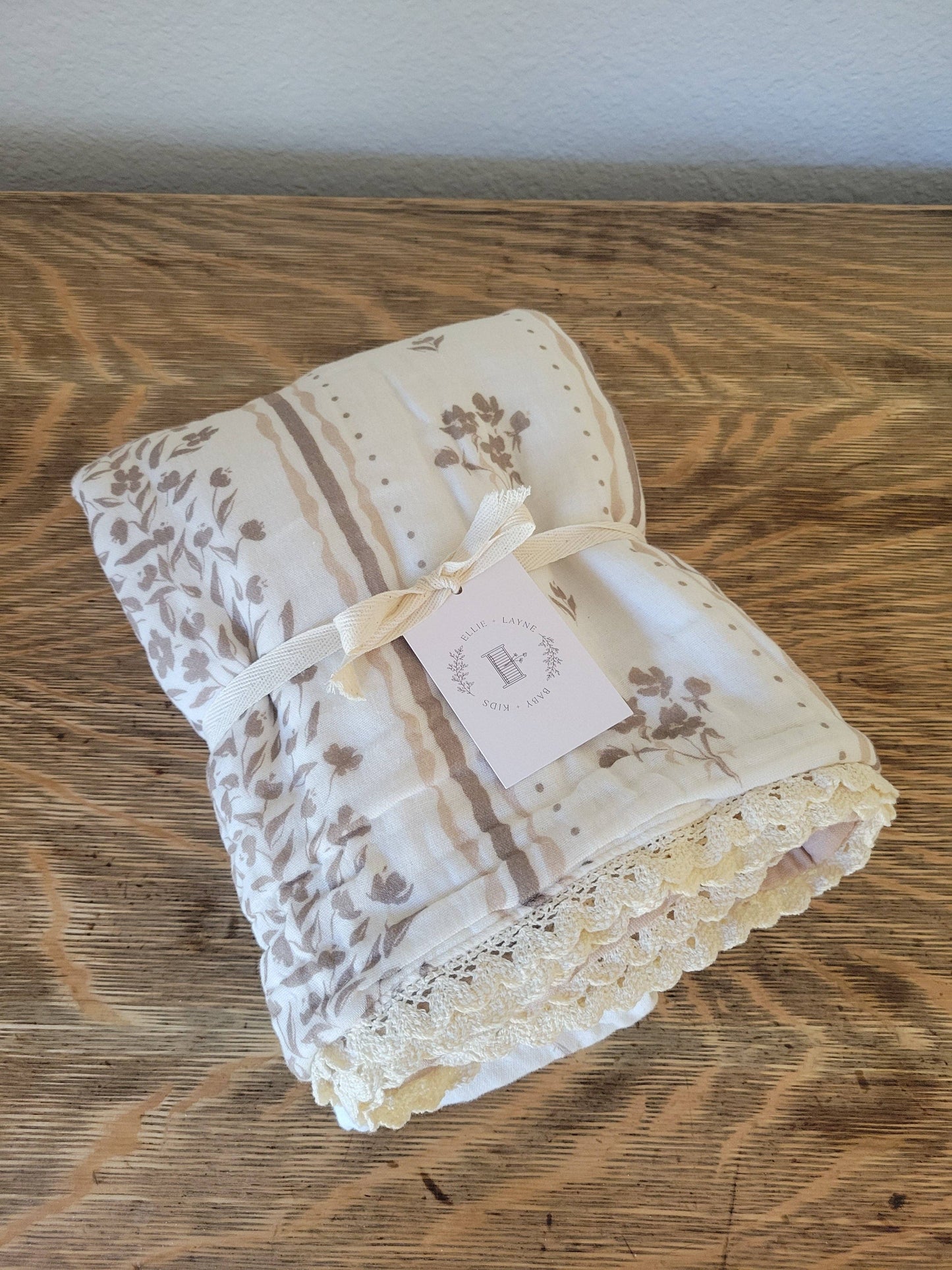 Lettie Floral QUILTED 6 Layer Gauze Blanket: Lace